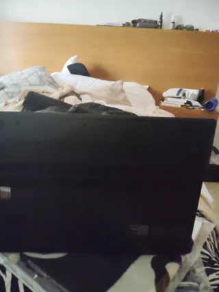 Ordenador portátil negro gamin Windows11 instalado