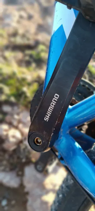 Bicicleta TREK de montaña azul