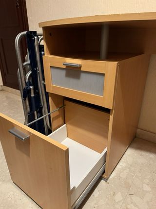 Mesa de estudio madera y cristal