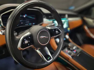 Jaguar F-Pace 3.0d MHEV R Dynamic