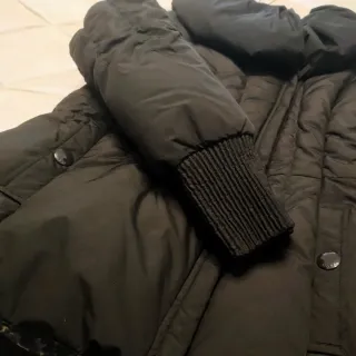 Chaqueta acolchada mujer negra