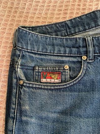 Pantalones vaqueros Kenzo con dragón dorado