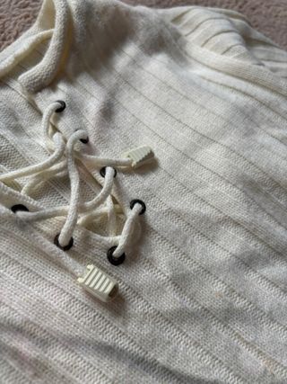 Jersey corto blanco con cordones