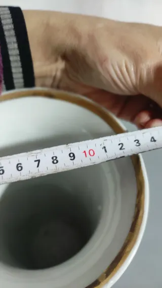 Jarrón antiguo floral