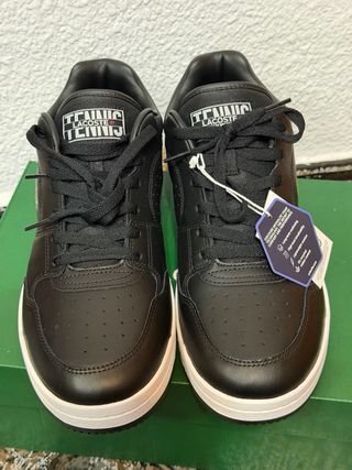 Zapatillas Lacoste Negras y Blancas