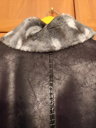 Chaquetón imitación cuero y piel T.58