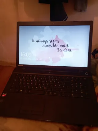 Portátil Toshiba Negro