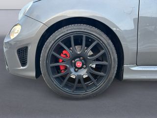 PRECIOSO ABARTH 595 PISTA 70 Aniversario