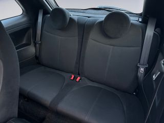 PRECIOSO ABARTH 595 PISTA 70 Aniversario