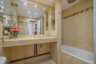 Piso en venta en La Salut en Barcelona