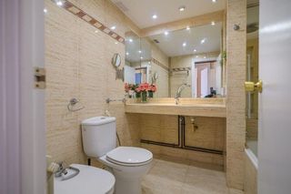 Piso en venta en La Salut en Barcelona