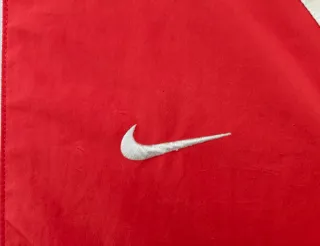 Chaqueta Nike Vintage Retro Roja Blanca