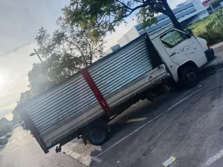 nissan trade trade 2000