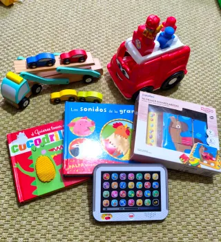 Lote Juguetes Infantiles: Camión, Tablet, Libros