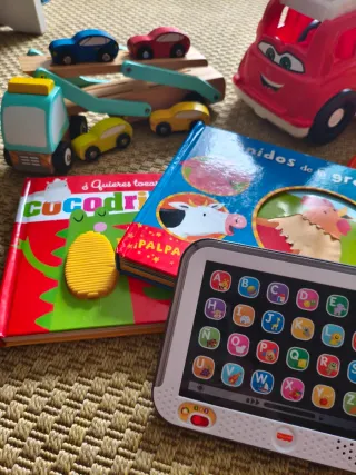 Lote Juguetes Infantiles: Camión, Tablet, Libros