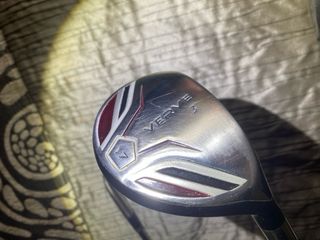 3 Palos de Golf: Wedge, Híbrido y Driver