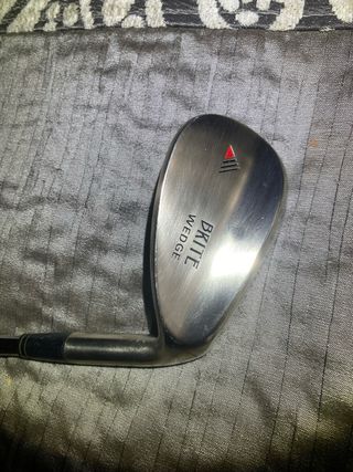 3 Palos de Golf: Wedge, Híbrido y Driver
