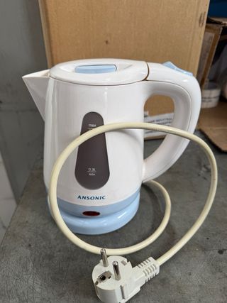 Hervidor Eléctrico Ansonic 0.8L