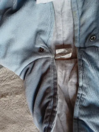 Buzo bebé azul con capucha