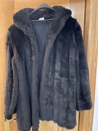 Chaquetón pelo sintético talla 46