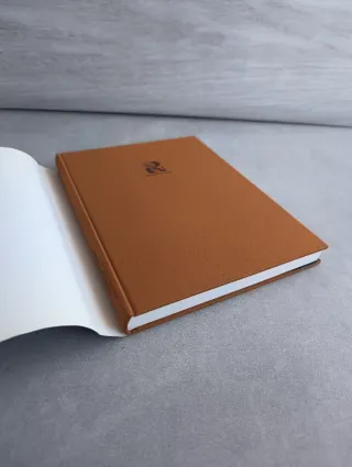 Catálogo de porcelana y cerámica española.