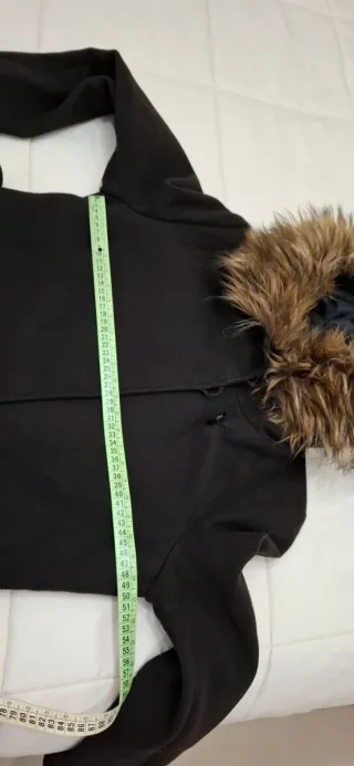 Cappotto donna con cappuccio in pelliccia