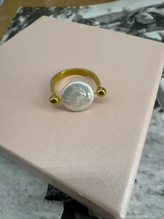 Anillo Perla Blanca y Dorada