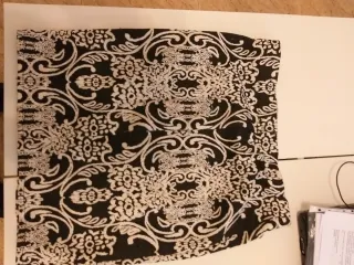 Falda tubo estampada talla 40