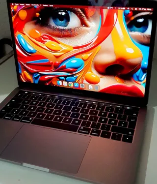 MacBook Pro i7 16GB RAM