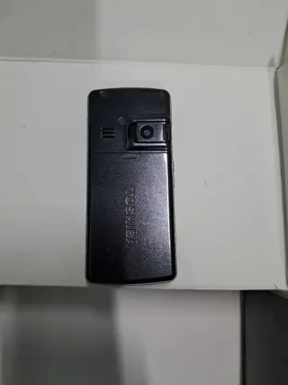 Teléfono Móvil Toshiba TS705