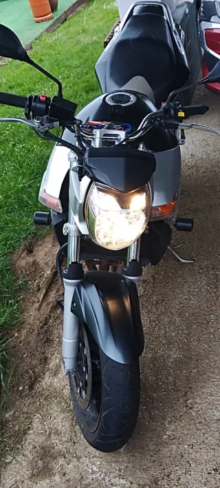 Suzuki GSR 600 Naked