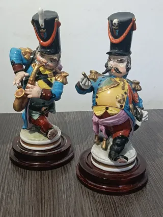 4 Figuras Músicos PAESA Soldados