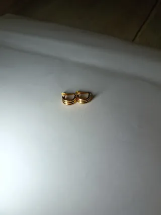 Pendientes de aro en Oro Tricolor