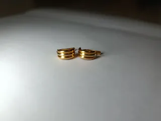 Pendientes de aro en Oro Tricolor