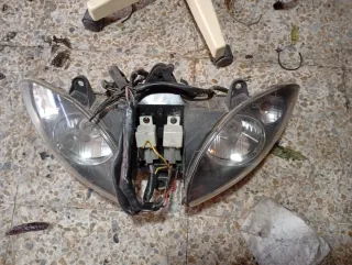 Óptica Piaggio X9 250 Evo