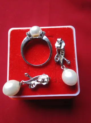 Conjunto Plata Anillo y Pendientes Perla