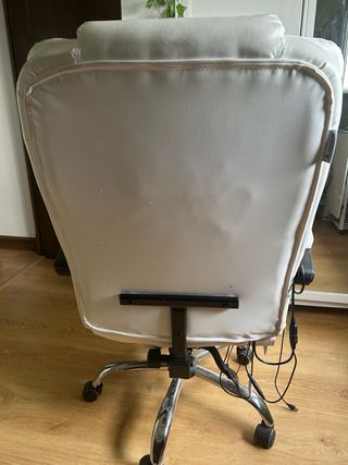 Silla estudio reclinable con reposapiés y masaje