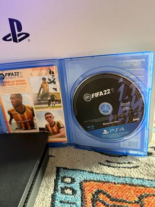 PS4 1TB Nera + FIFA 22 + Controller Nacon