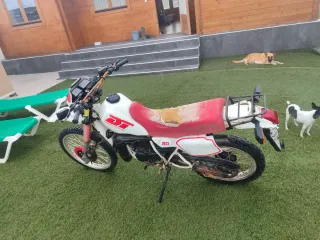 Yamaha DT 80 Enduro Manual