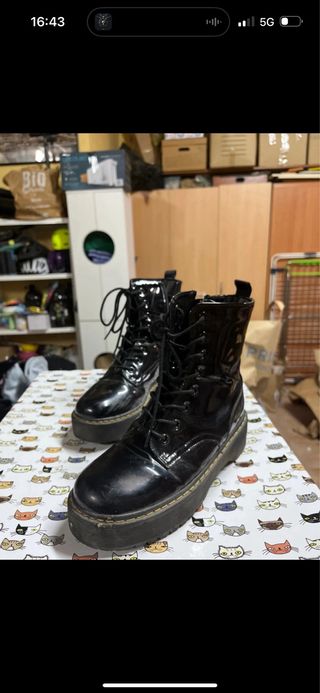 Botas charol negras plataforma talla 39