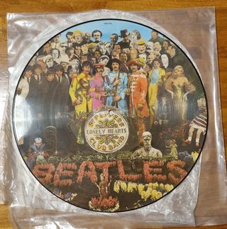 The Beatles Sergeant Pepper's Lonely Hearts Club D