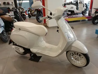 Vespa Sprint 125 Justin Bieber Scooter