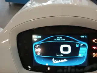 Vespa Sprint 125 Justin Bieber Scooter