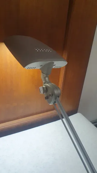 Lampada da tavolo argento