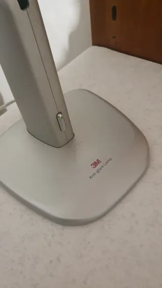 Lampada da tavolo argento