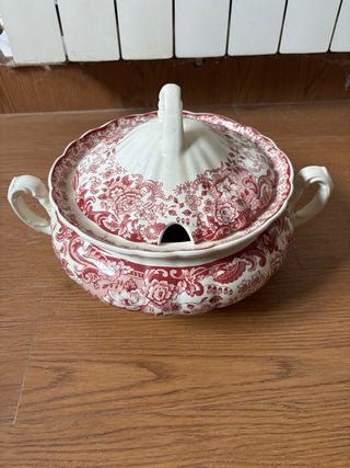 Sopera La Cartuja de Sevilla Roja