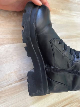 Botas negras MTNG cremallera talla 40