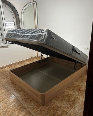 Canapé,canape,cama