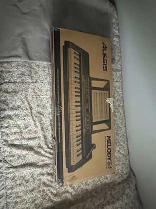 Teclado Alesis Melody 54+