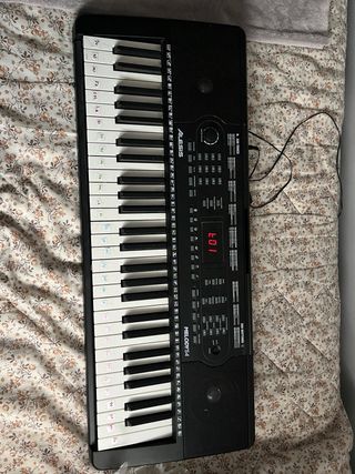 Teclado Alesis Melody 54+